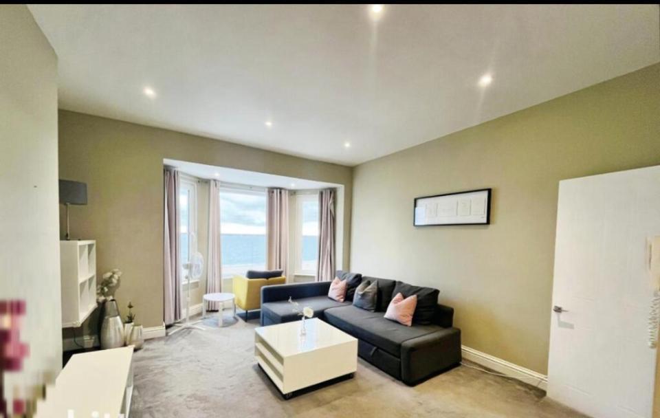 Stones Throw From The Beach - Stunning Sea View Portsmouth Eksteriør billede