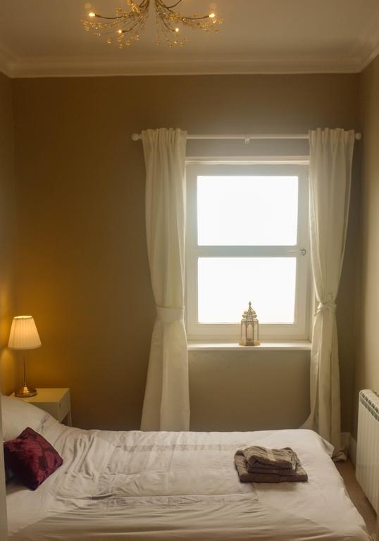 Stones Throw From The Beach - Stunning Sea View Portsmouth Eksteriør billede